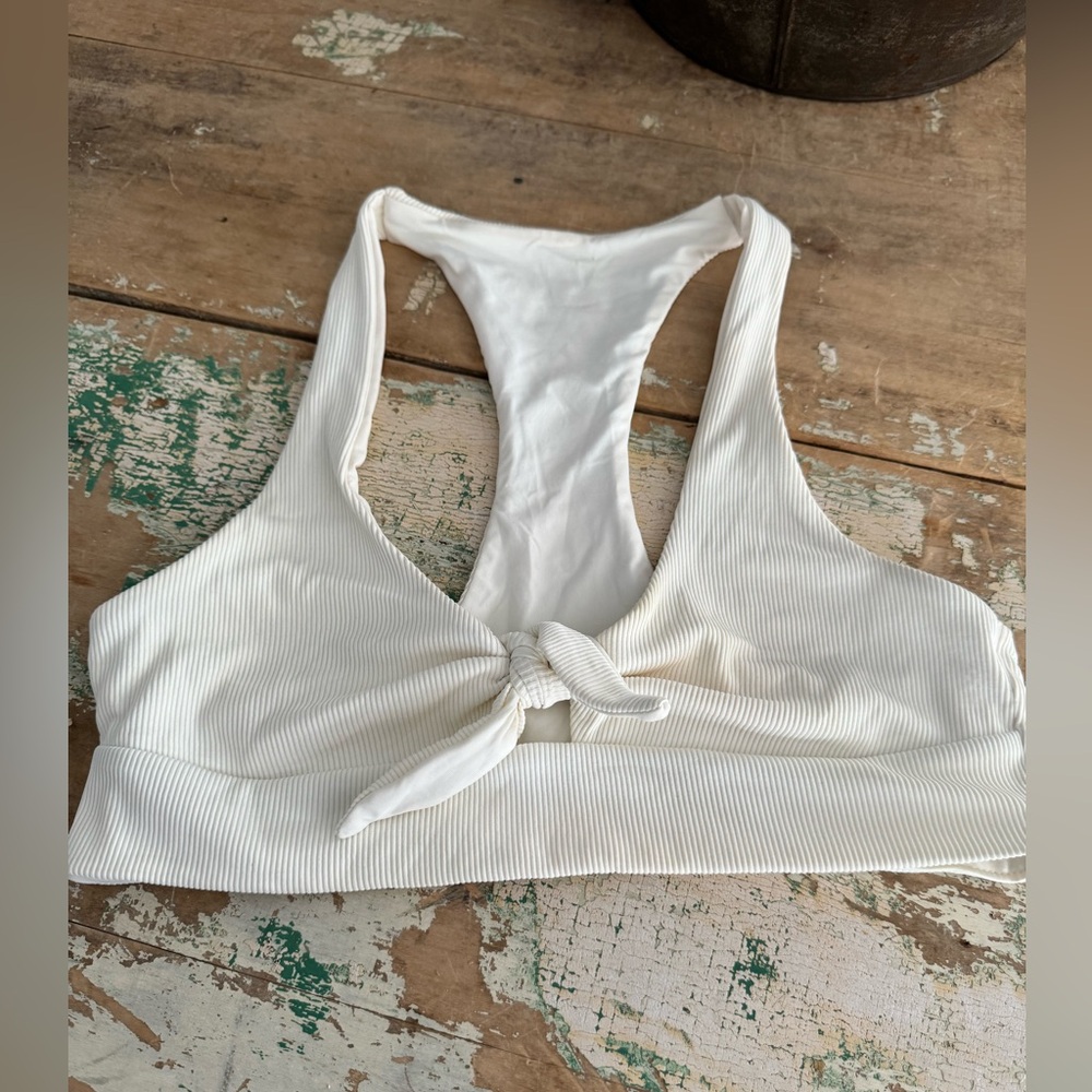 LARGE L SPACE CRÈAM COLOR HALTER BATHING SUIT TOP GREAT CONDITION